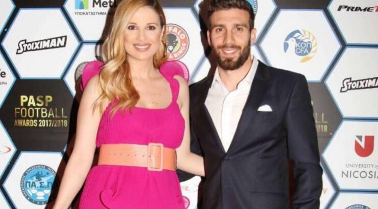 Χριστιάνα Αριστοτέλους: Η παρουσιάστρια αποκάλυψε σε ποια στάση κοιμούνται με το Γιώργο Εφραίμ στο κρεβάτι