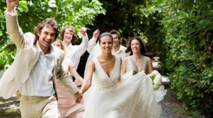 6 σκέψεις που θα σε αγχώσουν τη μέρα του γάμου 