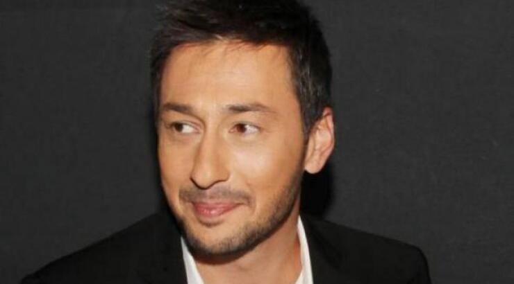 Ο Πάνος Καλίδης ο τραγουδιστής που συνελήφθη στο κέντρο της Αθήνας με όπλο