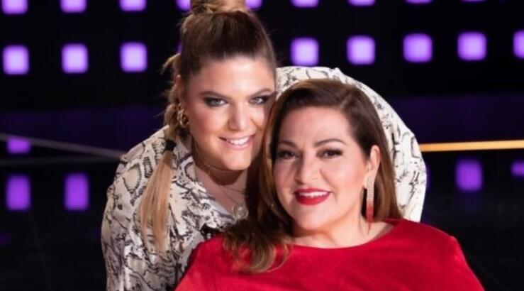 Δανάη Μπάρκα: Για ποιο λόγο σκέφτεται να κάνει block τη μητέρα της στο instagram;