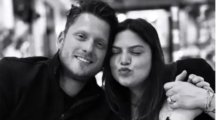 Δανάη Μπάρκα: Η τρυφερή στιγμή με τον σύντροφο της σε δείπνο [εικόνα]