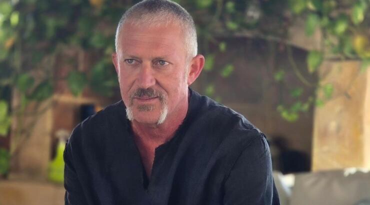 Σοφοκλής Κασκαούνιας: Το δείπνο στη Λάρνακα με διάσημη παρουσιάστρια