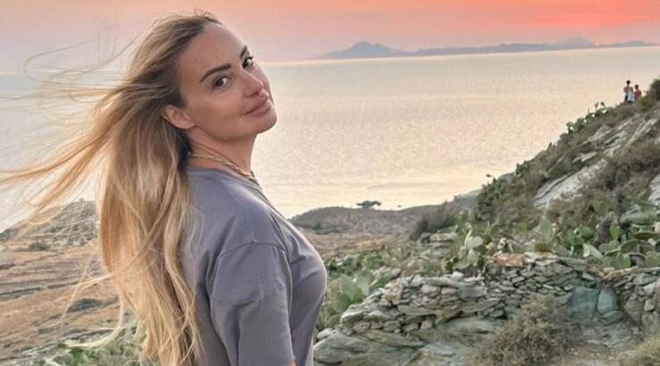 Έγκυος η κόρη του Αντώνη Βαρδή, Καλλιστώ: Αποκάλυψε το φύλο του μωρού που περιμένει [βίντεο]