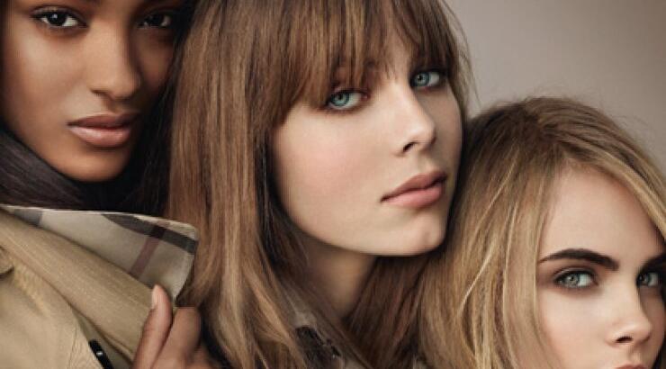 Backstage από τη νέα καμπάνια Burberry