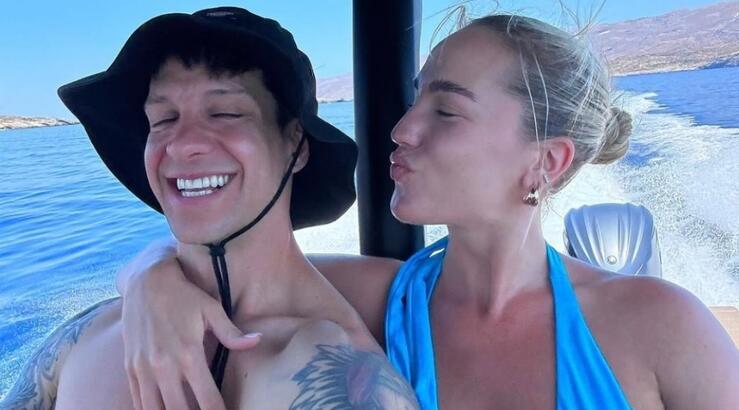 Ηλίας Μπόγδανος: Έκανε πρόταση γάμου στη σύντροφό του [βίντεο]