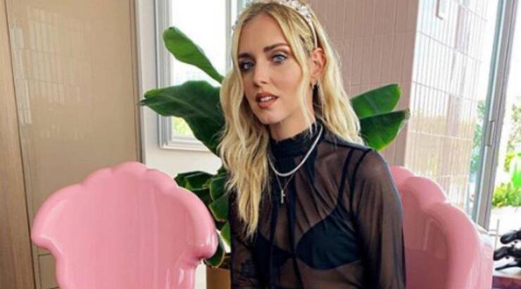 H Chiara Ferragni φόρεσε το πιο γκλάμουρους καλσόν του χειμώνα
