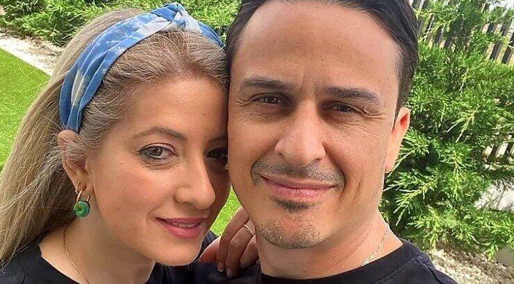 Αννίτα Δημητρίου: Τα μαγευτικά στιγμιότυπα με τον σύζυγό της από τις διακοπές τους [εικόνες]