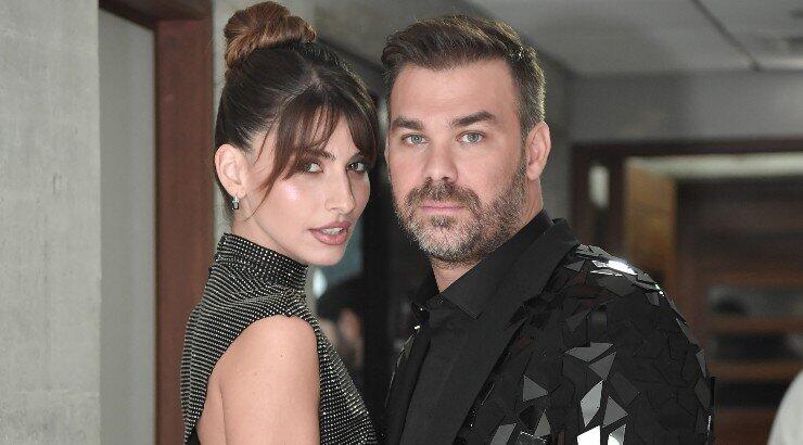 Γιώργος Σαμπάνης: Αναφέρθηκε ανοιχτά στη φημολογούμενη εγκυμοσύνη της συντρόφου του