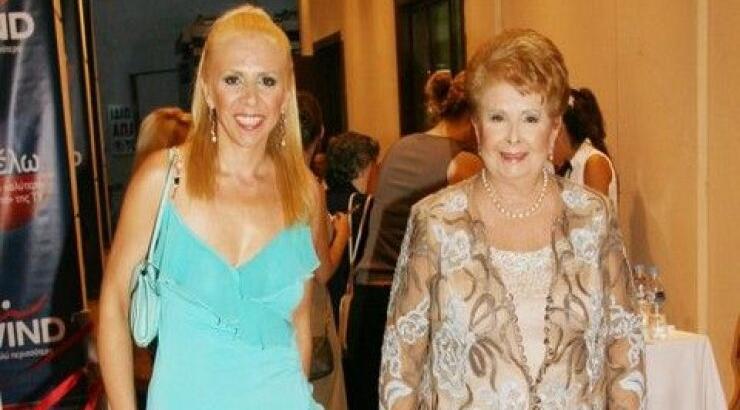 ΕΚΤΑΚΤΟ: Νεκρή η κόρη της Βέφας Αλεξιάδου, Αλεξία!!! Πέθανε ξαφνικά στον ύπνο της