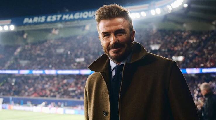 Ο Κύπριος πολιτικός που βρέθηκε δίπλα στον David Beckham στην κερκίδα [εικόνα]