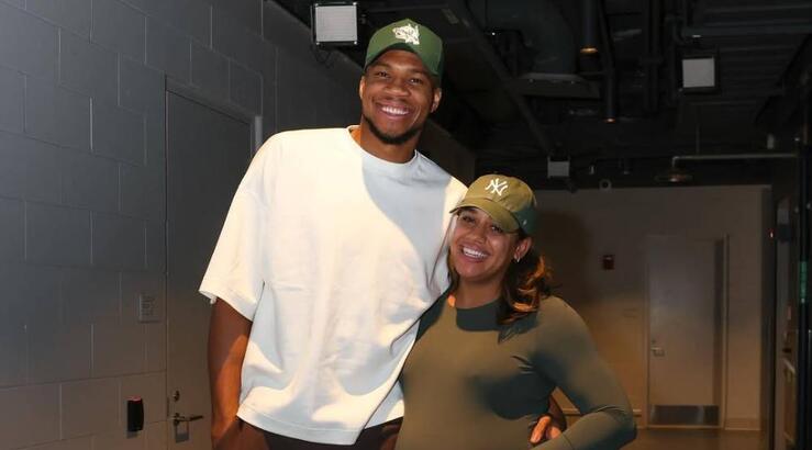 Γιάννης Αντετοκούνμπο: Η αδημοσίευτη φωτογραφία να σπάει πιάτα στον γάμο του 