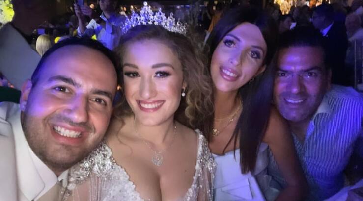 Δίπλαρος – Ροτσίδου: Οι ετοιμασίες για τη βάφτιση της κόρης Μαυρίκιου – Ιλάειρας [εικόνες] 