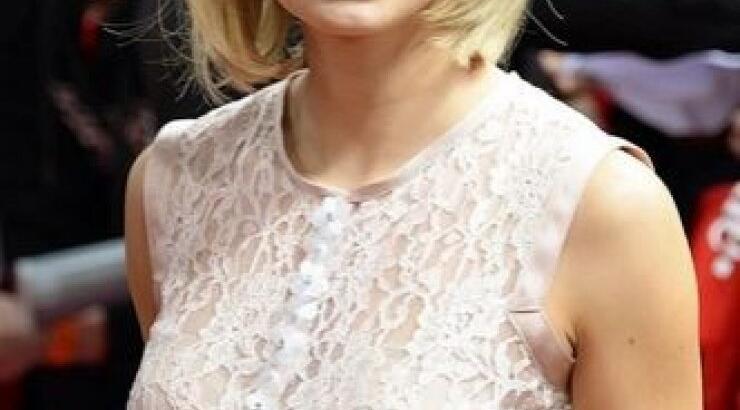 Η γυναίκα που έκανε τον Μέσι και τον Ρονάλντο να… χαζέψουν