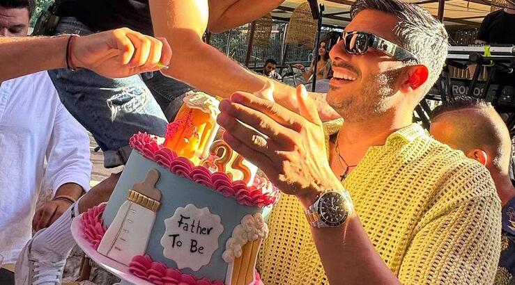 Άλκης Χρήστου: Το πάρτι γενεθλίων του ηθοποιού με τούρτα - έκπληξη [εικόνες]