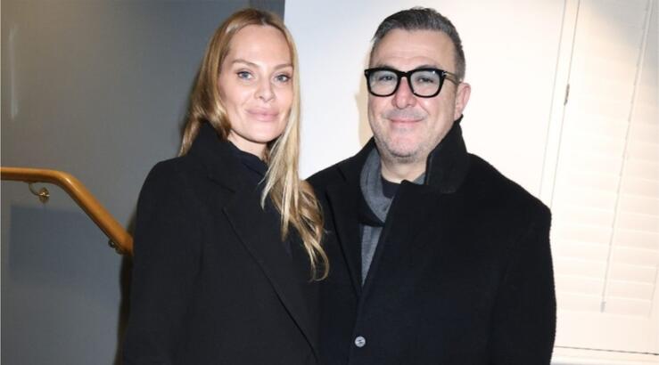 Aντώνης Ρέμος: Το τραγούδι που αφιέρωσε στην Υβόννη Μπόσνιακ και το τρυφερό φιλί που της χάρισε [βίντεο]