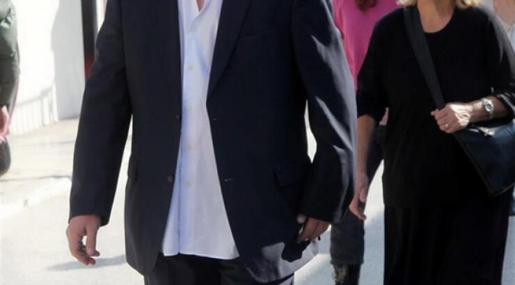 O πολύ γνωστός Έλληνας ηθοποιός μετά το χωρισμό πήρε την επιμέλεια των παιδιών του