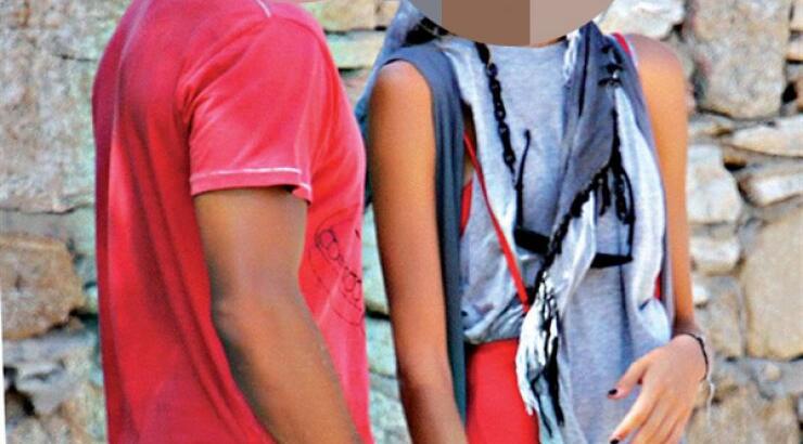 Ποιο ζευγάρι της ελληνικής showbiz αποφάσισε να συγκατοικήσει μετά από τρεισήμισι χρόνια σχέσης;