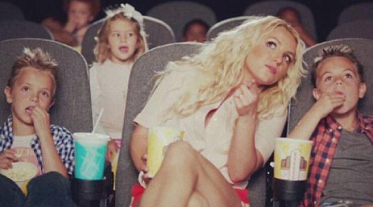 Η Britney Spears σε βίντεο κλιπ με τα παιδιά της!