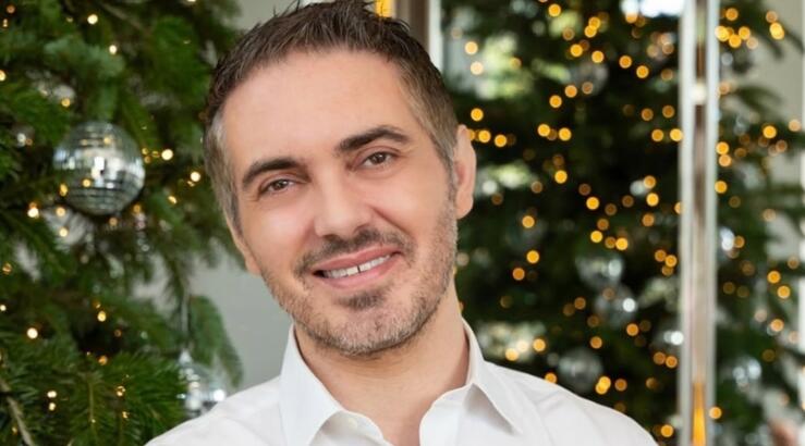 Μιχάλης Χατζηγιάννης: Το γράμμα στον παλαιότερο του εαυτό και οι συμβουλές που του δίνει [εικόνες]