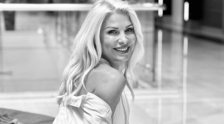 Ελένη Μενεγάκη: Αυτός είναι ο επί χρόνια συνεργάτης της που έκανε unfollow στο instagram [βίντεο]