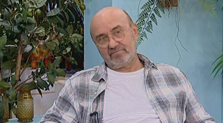 Βουρκωμένος ο Δημητρόπουλος: Η εξομολόγηση για τη μητέρα του - «Όταν την πρόλαβα με Αλτσχάιμερ με κατάλαβε...»