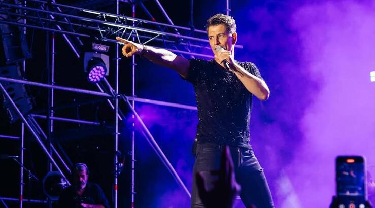 Ελλαδίτης ηθοποιός για Ρουβά: «Θα ήθελα πολύ να του μοιάζω, την πρώτη φορά που τον είδα δεν έπαιρνα τα ματια μου» [βίντεο]