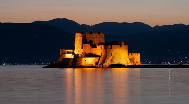 Ναύπλιο: Γραφικός Προορισμός