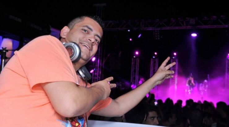 Κώστας Γαλάτης: Μια βραδιά στο νέο Crystal Boutique της Κακοπετριάς