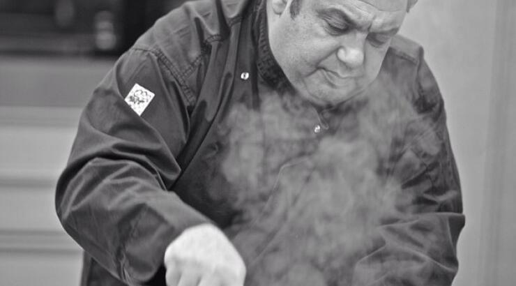 Χριστόφορος Πέσκιας: Ο σεφ της νοσταλγικής κουζίνας