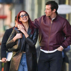 Callum Turner: “Είμαι 36 ετών, θα ήθελα να κάνω παιδιά”