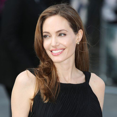 Angelina Jolie: Δεν είχα ποτέ ξανά στη ζωή μου μια τέτοια σύνδεση