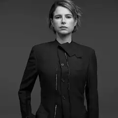 Jessie Buckley: Όσα πρέπει να γνωρίζεις για το απόλυτο φαβορί των φετινών Όσκαρ