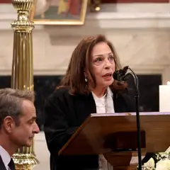 Χάρις Αλεξίου: Ο σπαρακτικός επικήδειος στο τελευταίο “αντίο” της Μαρινέλλας