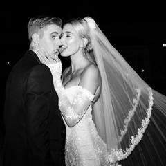 Justin Bieber – Hailey Bieber: Γιορτάζουν 8 χρόνια γάμου