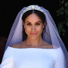 Γιατί έκρυψαν τη γαμήλια τιάρα της Meghan Markle στη θήκη του παλατιού;