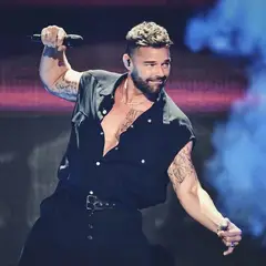 Η απρόσμενη επίθεση στον Ricky Martin και η αντίδρασή του στη σκηνή