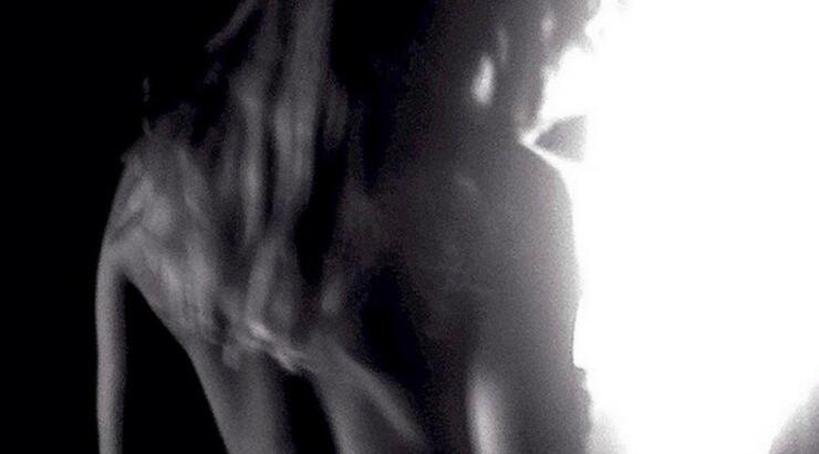 Πασίγνωστη Ελληνίδα μοντέλο κατήγγειλε τον σύντροφό της για βιασμό!