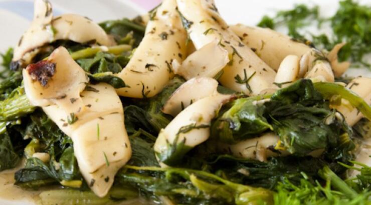 Σουπιές με σπανάκι