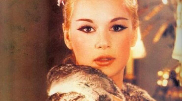 Η "νέα Αλίκη Βουγιουκλάκη" είναι εδώ!