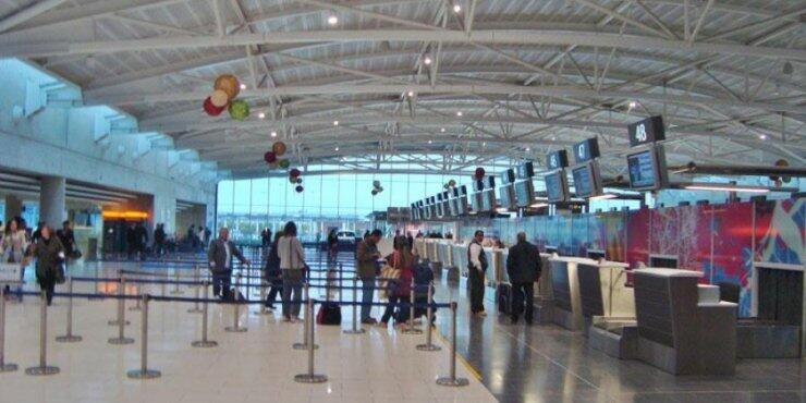 Σε «Γλαύκος Κληρίδης» μετονομάζεται το Αεροδρόμιο Λάρνακας 