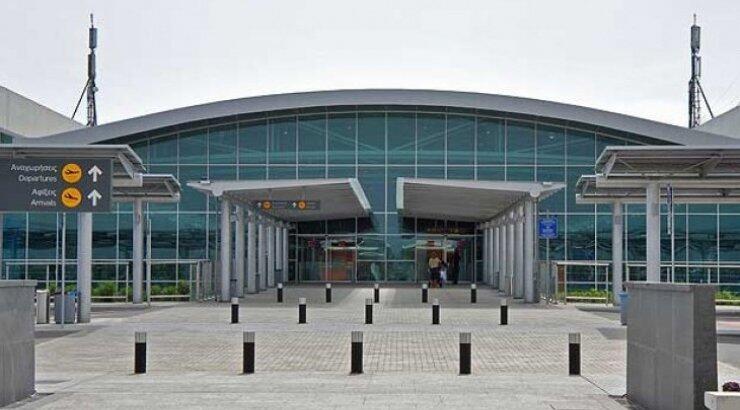 Η αστυνομία στέλνει πίσω στην Ελβετία τους 6 υπόπτους 