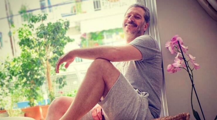 Αλέξανδρος Μπουρδούμης: Η οικογενειακή χριστουγεννιάτικη εικόνα που δημοσίευσε στο instagram και έχουμε λατρέψει 