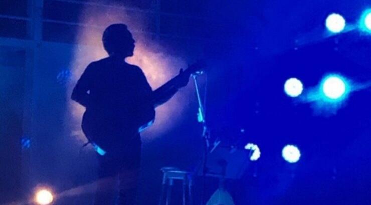 Συγκλονίζει γνωστός Κύπριος τραγουδιστής: “Έστελναν βίντεο από τις φυλακές για να δούμε αν είναι ζωντανοί”