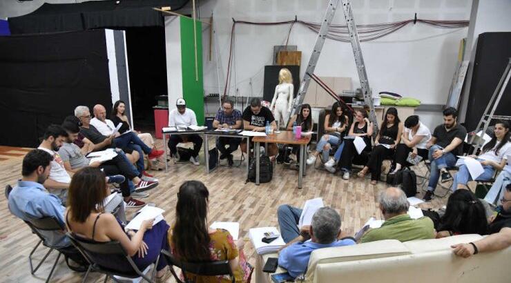 "Άλλα λόγια θκειέ παπά": Η νέα σειρά που συγκέντρωσε την αφρόκρεμα των Κύπριων ηθοποιών! 