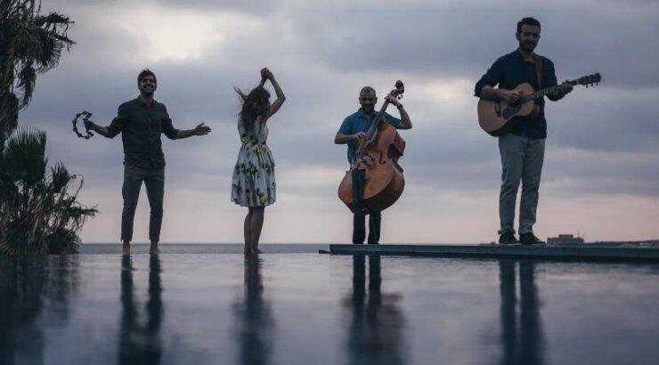 Live μουσικές βραδιές, κάθε Σάββατο με θέα τη θάλασσα στο Almyra