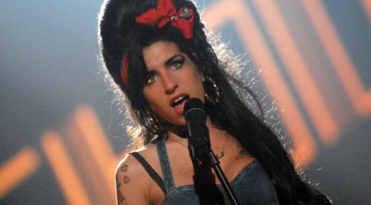Έκθεση για τη ζωή της Amy Winehouse