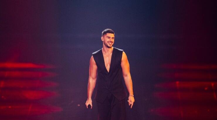 “Eurovision 2023”: "Έβαλε φωτιά" στη σκηνή ο Andrew Lambrou στον μεγάλο τελικό [βίντεο]