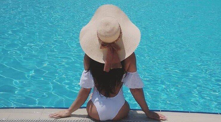 Κύπρια τραγουδίστρια παντρεύτηκε με πολιτικό γάμο [εικόνες]