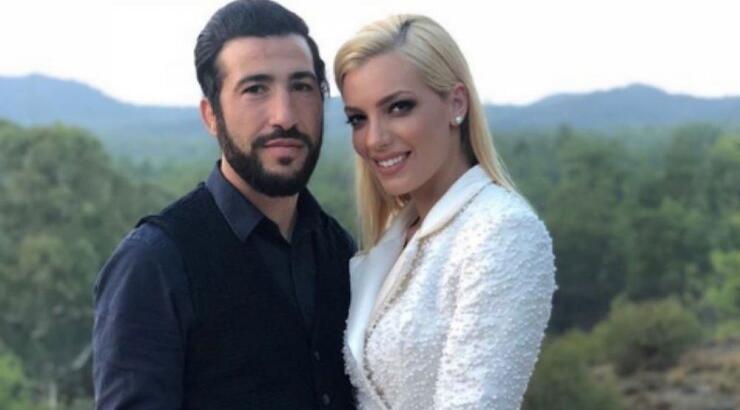 Νεοκλής Σκουρουμούνης: Αγκαλιά με τις δυο κόρες του [εικόνα]