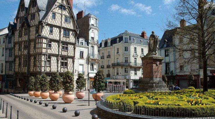 Ανζέρ, σαν παραμύθι